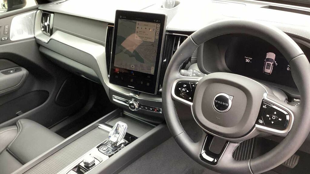 Volvo XC60 Black Edition Ultra, T8 Awd Plug-in Hybrid, Electr LR75EFM Black #4