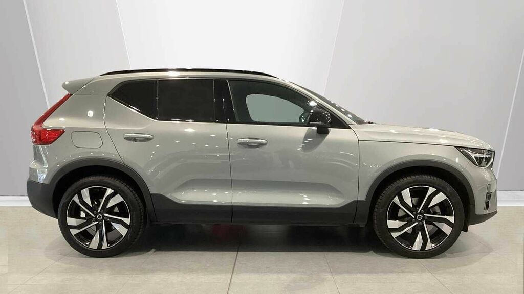 Volvo XC40 Plus, B3 Mild Hybrid, Dark LG75OFA Grey #3