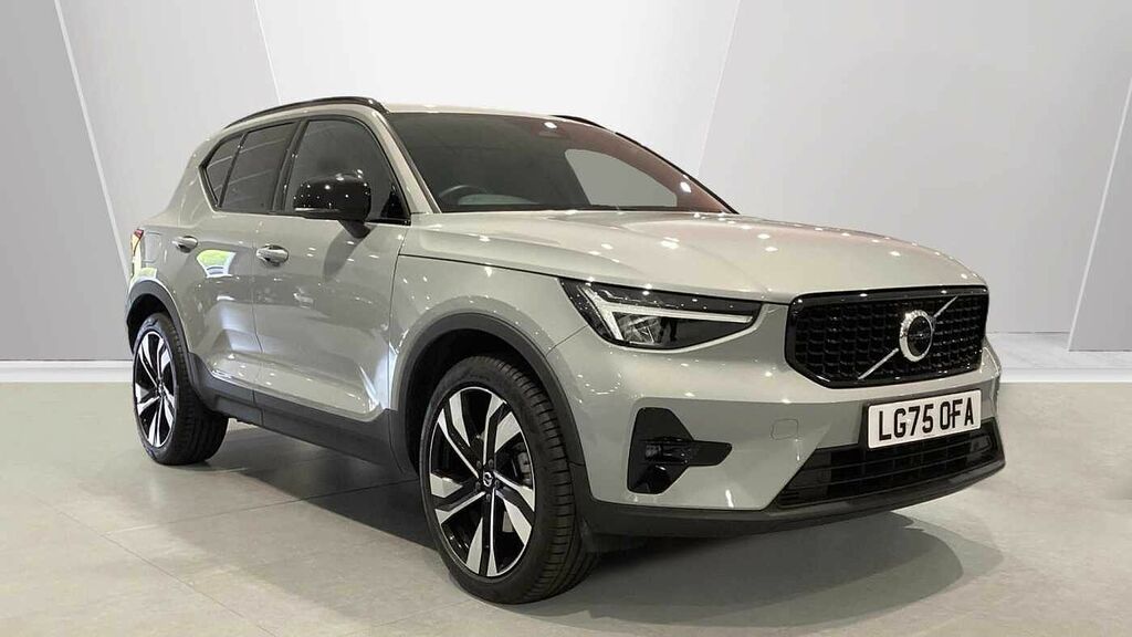 Volvo XC40 Plus, B3 Mild Hybrid, Dark Grey