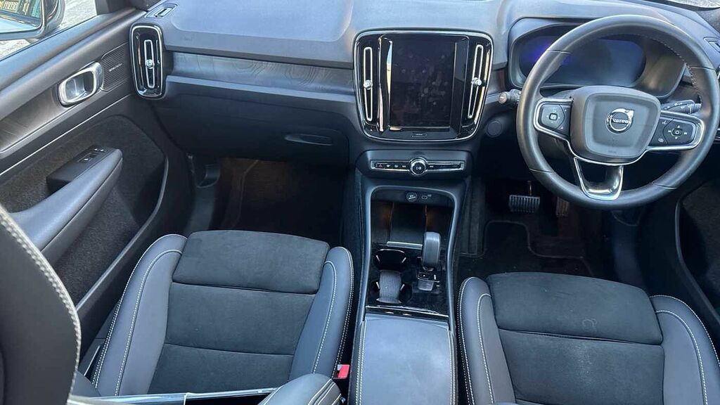 Volvo C40 Recharge Ultimate, Twin Motor, CK72OMT Silver #4