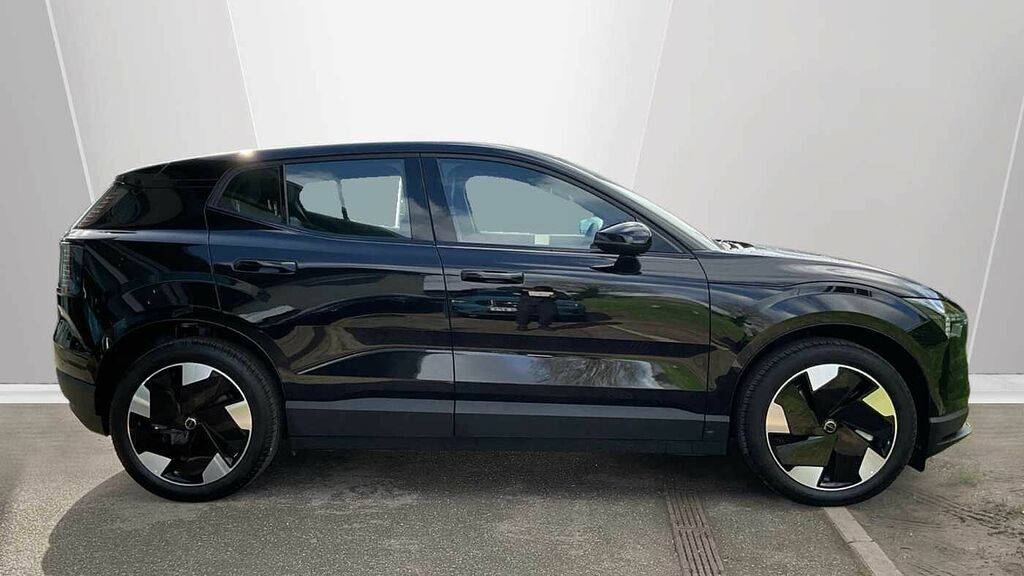 Volvo EX30 Plus, Twin Motor Performance, LR75XWW Black #3