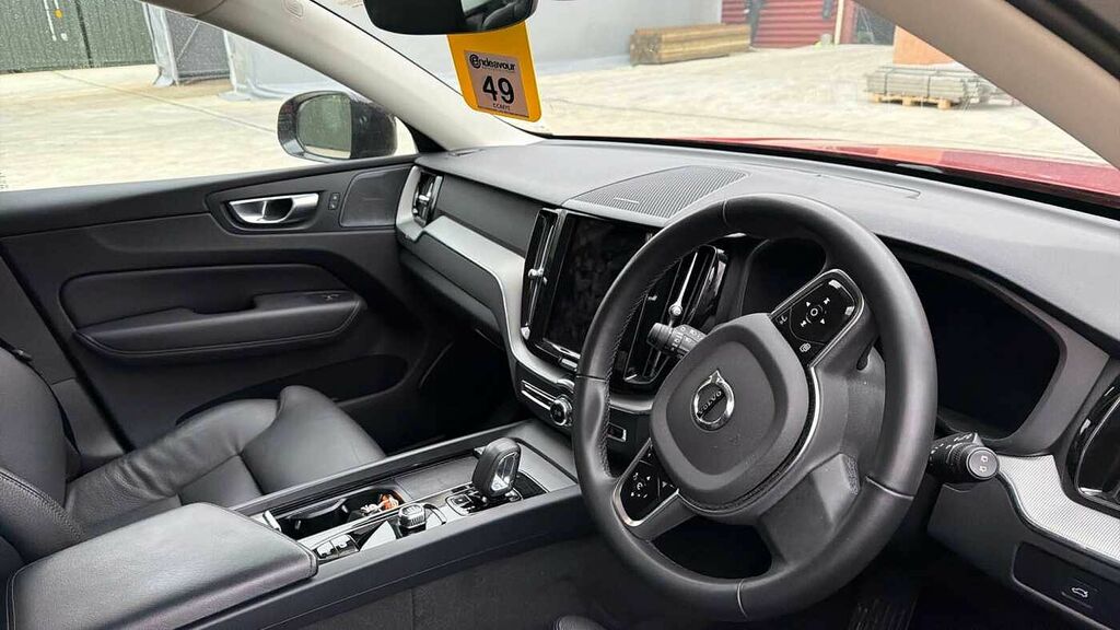 Volvo XC60 Plus, B4 Awd Mild Hybrid, Dark WD73LBO Red #4