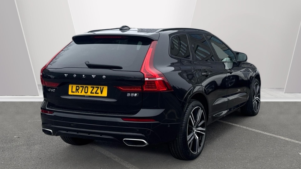 Volvo XC60 B5 Awd R-design LR70ZZV Black #2