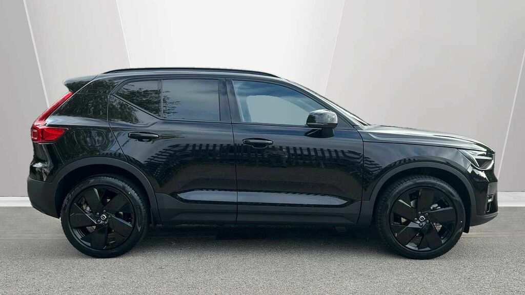 Volvo XC40 Black Edition Plus, B4 Mild Hybrid, LR75ZHC Black #3
