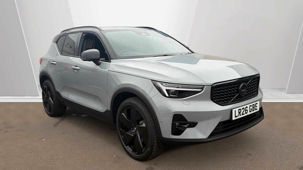 Volvo XC40 Black Edition Ultra, B4 Mild Hybrid, Grey