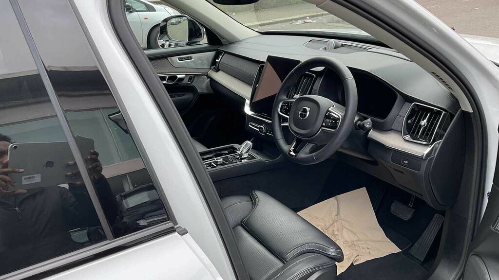 Volvo XC90 Ultra, B5 Awd Mild Hybrid, Dark, 7 Seats OV25XTF White #4