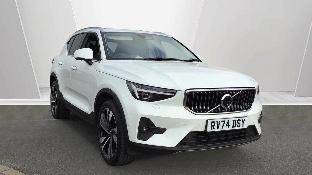 Volvo XC40 Ultra, B4 Mild Hybrid, Bright White