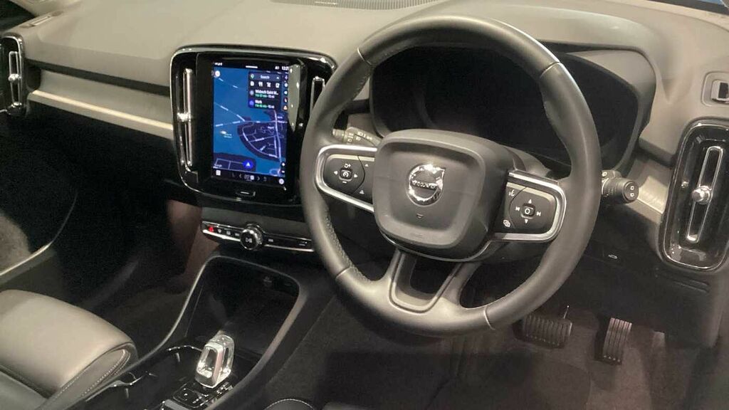 Volvo XC40 Ultra, B3 Mild Hybrid, Dark WF25EZE Black #4