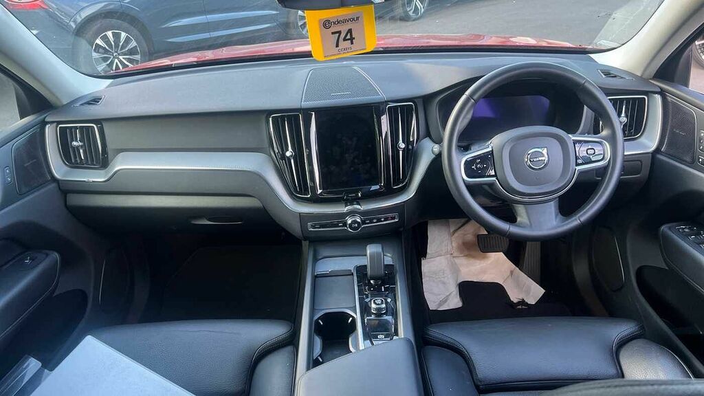 Volvo XC60 Plus, B4 Awd Mild Hybrid, Dark WG72ZDF Red #5