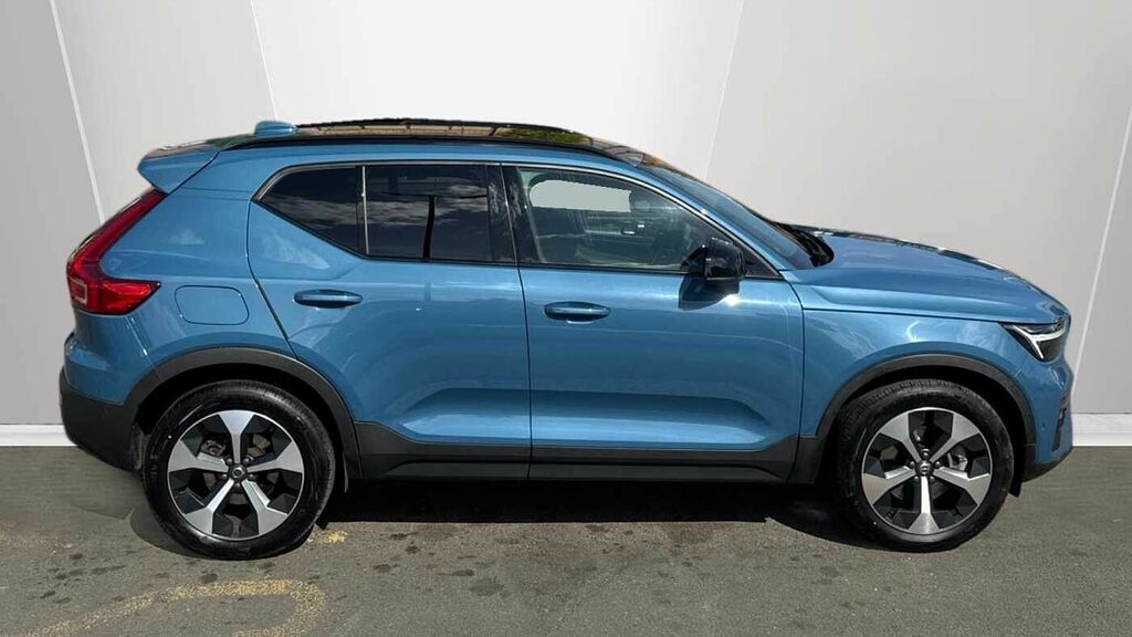 Volvo XC40 Ultimate, B3 Mild Hybrid, Dark LG73PBJ Blue #3