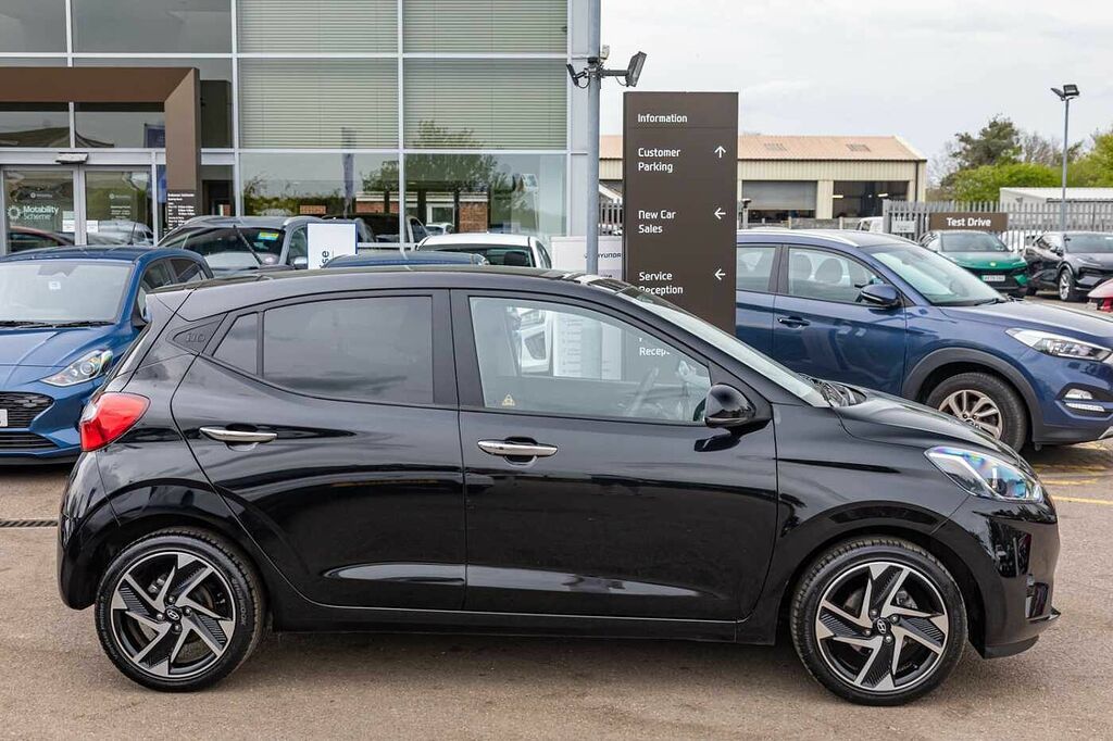 Hyundai I10 1.2 79 Premium Nav EN25BOU Black #4