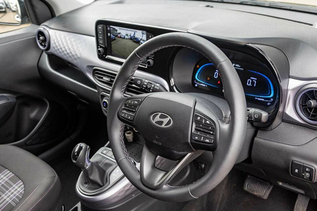 Hyundai I10 1.2 79 Premium Nav EN25BOU Black #6