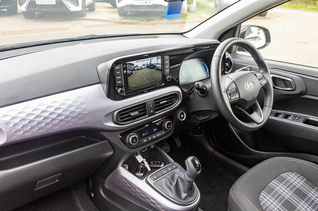 Hyundai I10 1.2 79 Premium Nav EN25BOU Black #2
