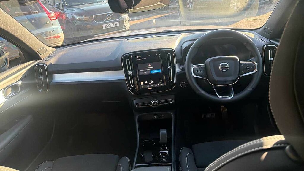 Volvo XC40 Plus, B4 Mild Hybrid, Dark LR26GEJ Silver #5