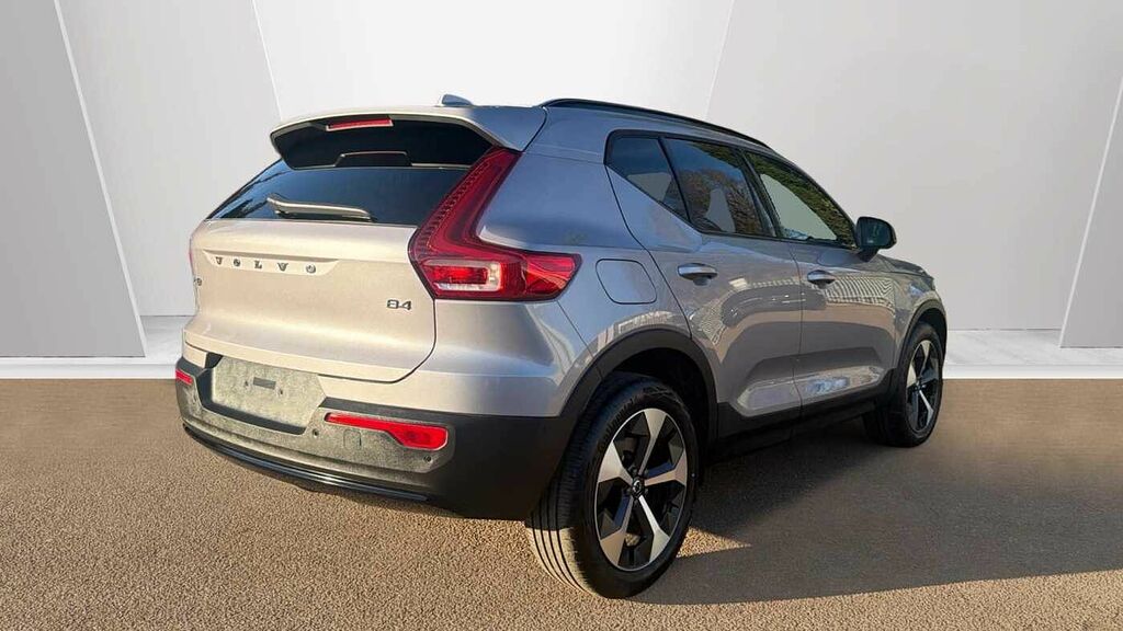 Volvo XC40 Plus, B4 Mild Hybrid, Dark LR26GEJ Silver #2
