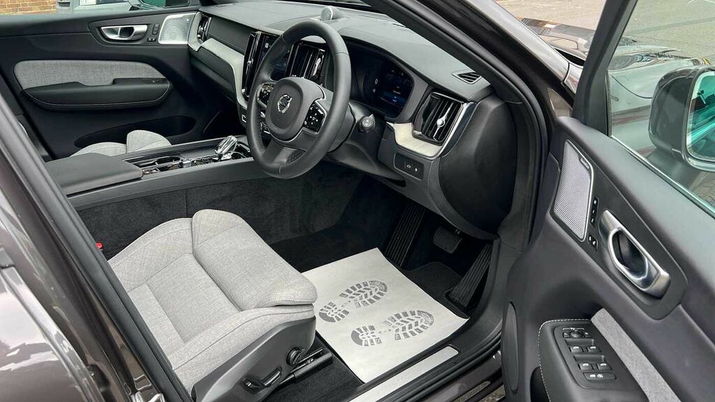 Volvo XC60 Recharge Ultimate, T8 Awd Plug-in Hybrid, Grey #4