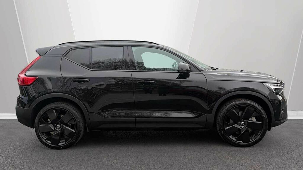Volvo EX40 Black Edition Ultra, Twin Motor Performance, Elect LR26GDZ Black #3