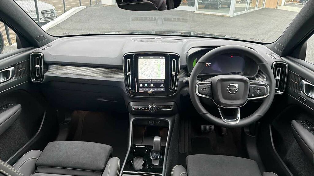 Volvo EX40 Black Edition Ultra, Twin Motor Performance, Elect LR26GDZ Black #5