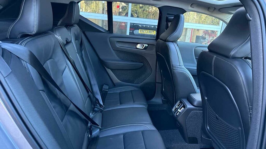Volvo XC40 Ultra, B3 Mild Hybrid, Dark LO75CUA Silver #6