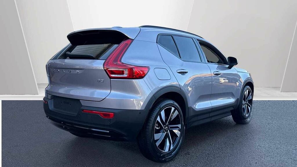 Volvo XC40 Ultra, B3 Mild Hybrid, Dark LO75CUA Silver #2