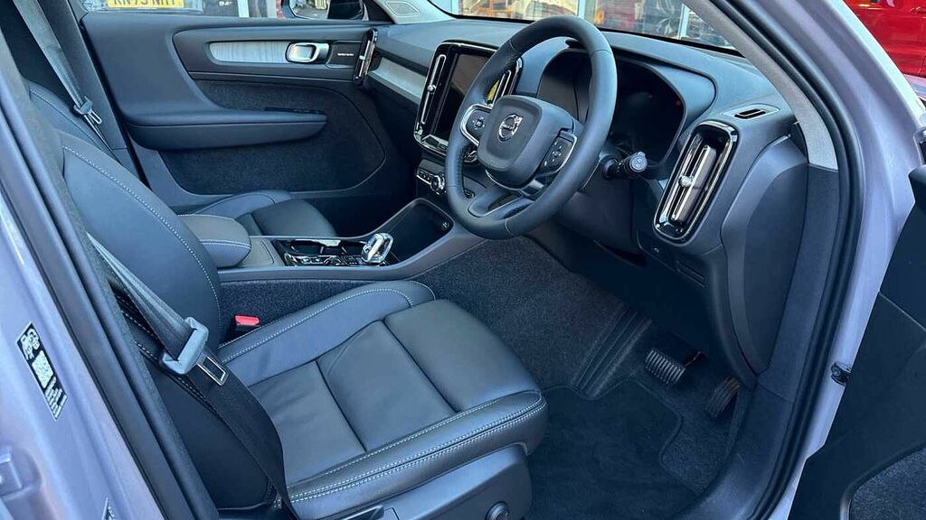 Volvo XC40 Ultra, B3 Mild Hybrid, Dark LO75CUA Silver #4