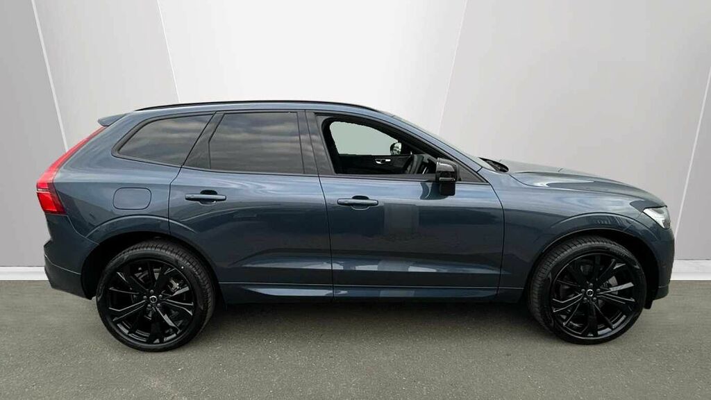 Volvo XC60 Black Edition Plus, T6 Awd Plug-in Hybrid, Electri RV26PZO Blue #3