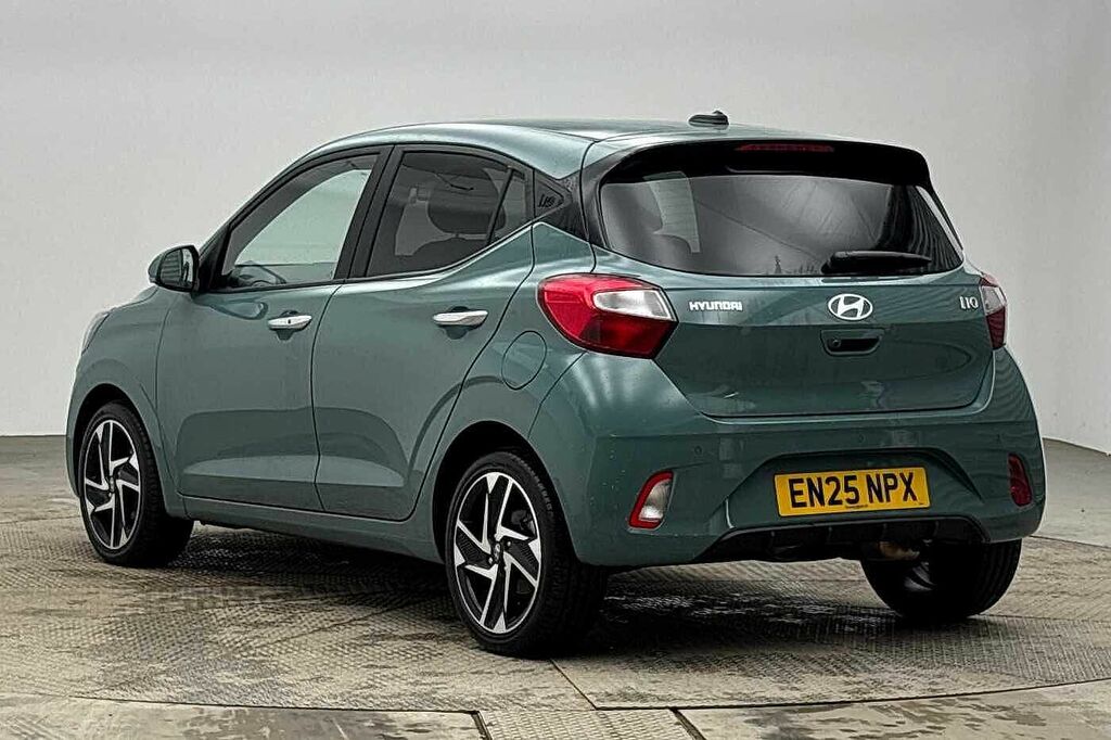 Hyundai I10 1.2 79 Premium Nav EN25NPX Green #3