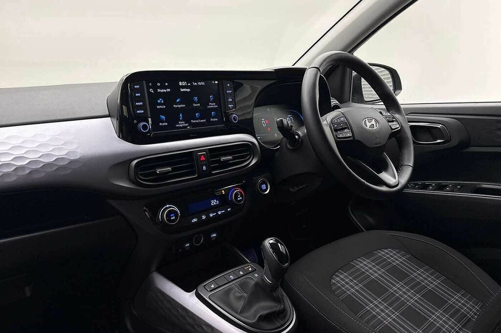 Hyundai I10 1.2 79 Premium Nav EN25NPX Green #2