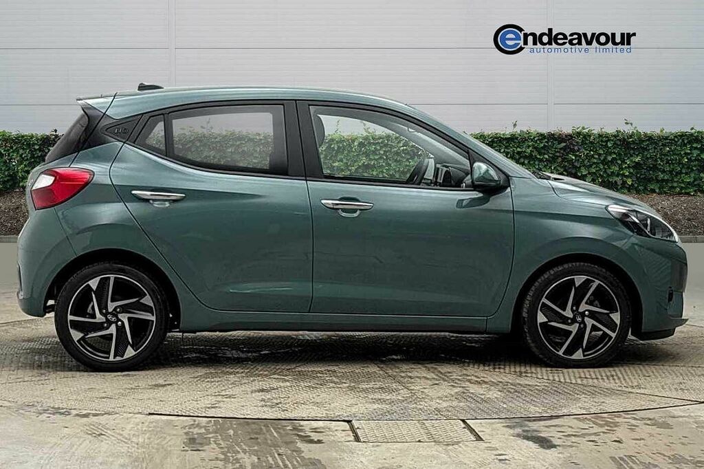 Hyundai I10 1.2 79 Premium Nav EN25NPX Green #4