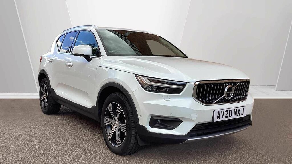 Volvo XC40 T3 Inscription White