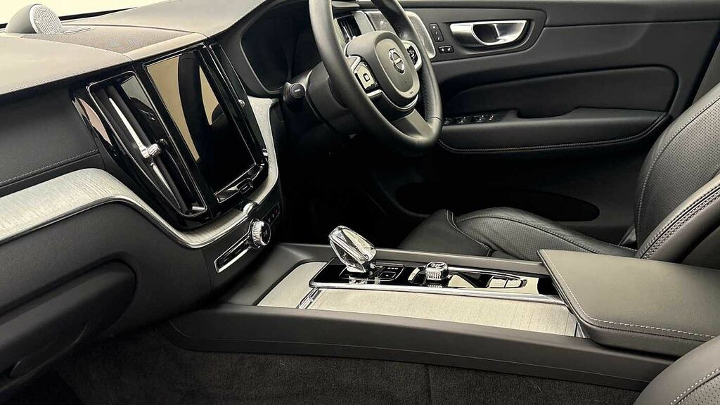 Volvo XC60 Ultra, B5 Awd Mild Hybrid, Bright RJ25AHU Black #6