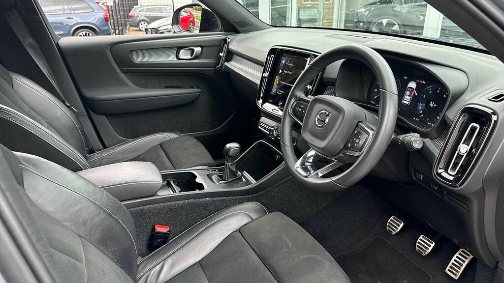 Volvo XC40 R-design, T3 YM71UGN Grey #4