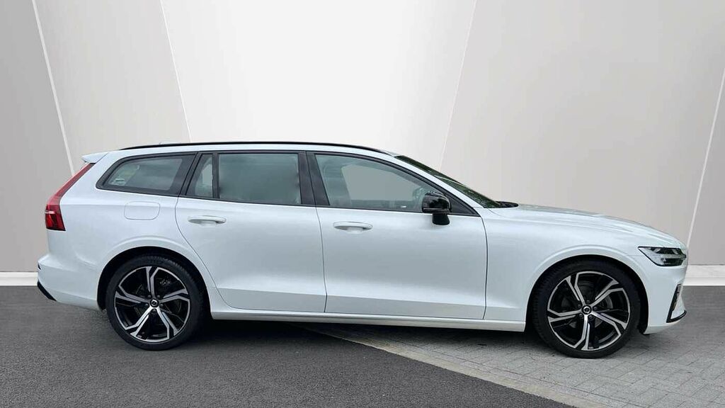 Volvo V60 Plus, B3 Mild Hybrid, Dark White #3