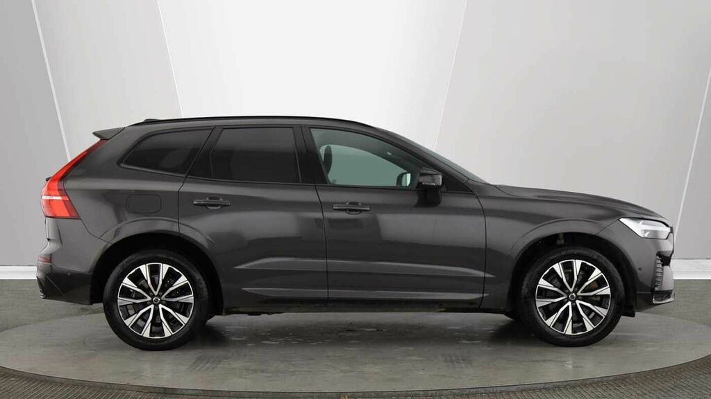 Volvo XC60 Plus, B4 Awd Mild Hybrid, Dark YY72HTF Grey #2