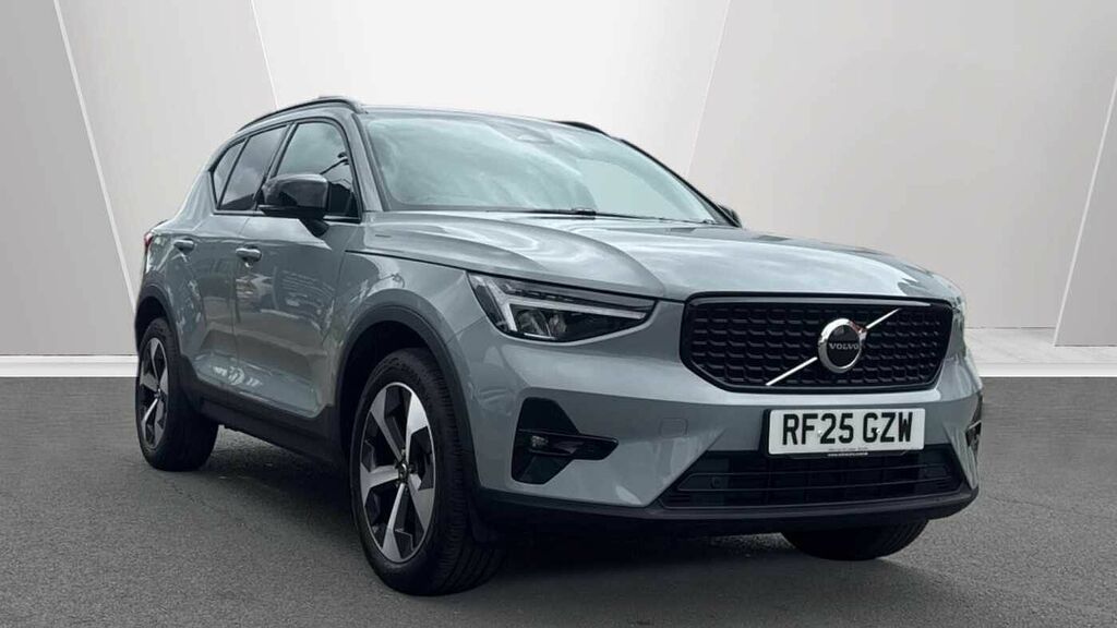 Volvo XC40 Plus, B4 Mild Hybrid, Dark Grey