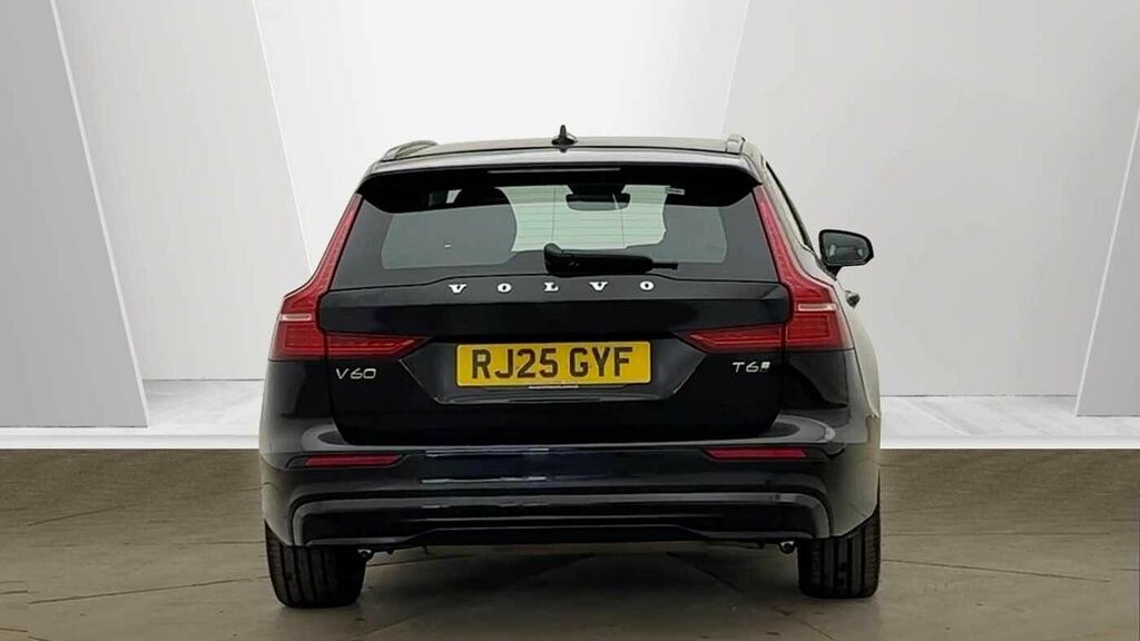 Volvo V60 Plus, T6 Awd Plug-in Hybrid, Dark RJ25GYF Black #4