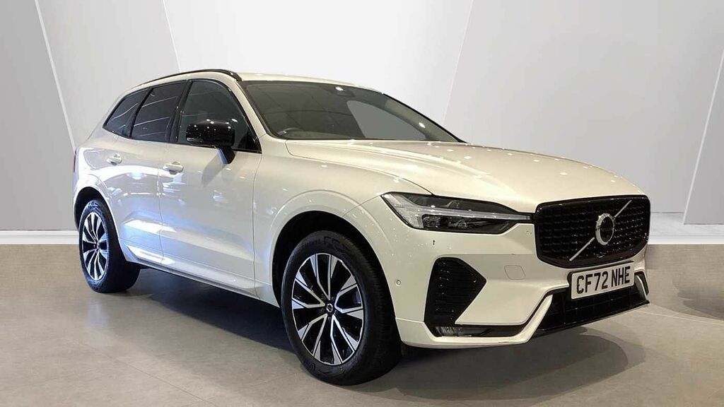Volvo XC60 Plus, B4 Mild Hybrid, Dark White