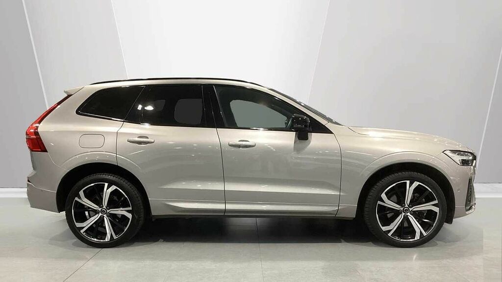 Volvo XC60 Ultra, B5 Awd Mild Hybrid, Dark RV25VXR Silver #3