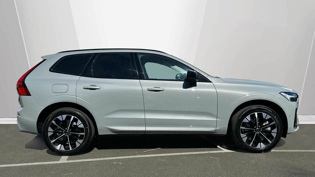 Volvo XC60 Plus, B5 Awd Mild Hybrid, Dark LR26NJK Grey #3