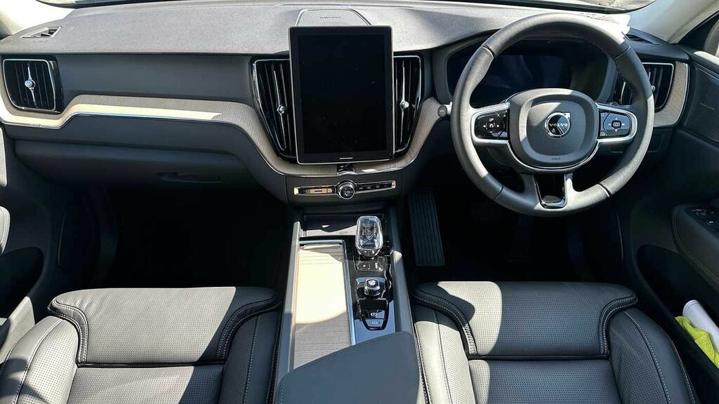 Volvo XC60 Plus, B5 Awd Mild Hybrid, Dark LR26NJK Grey #5