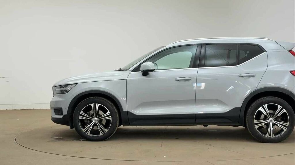 Volvo XC40 Inscription, B4 Awd Mild Hybrid CA21LBJ Silver #6