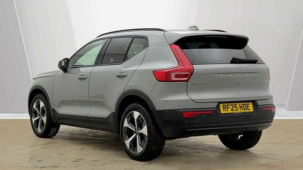 Volvo XC40 Plus, B4 Mild Hybrid, Dark RF25HDE Grey #5