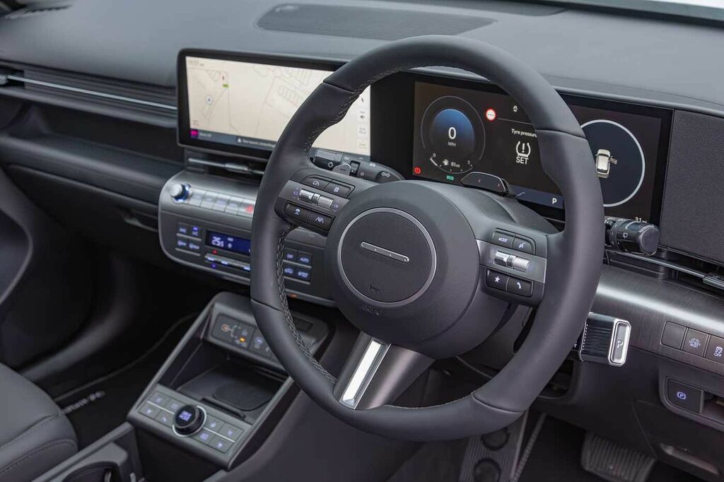 Hyundai Kona 1.6 Hybrid 129 Ultimate Dct AX75KZH White #6