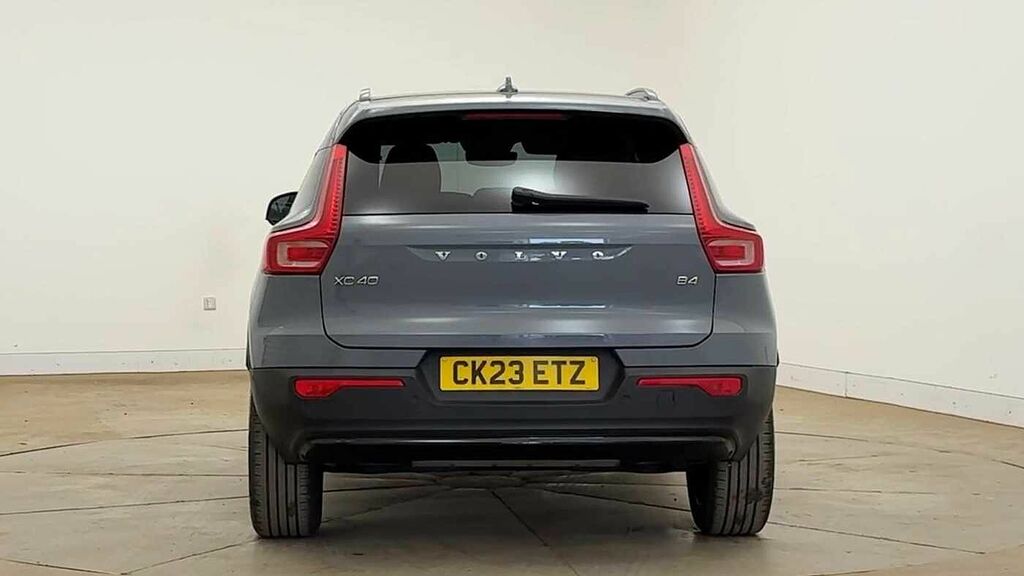 Volvo XC40 Ultimate, B4 Mild Hybrid, Dark CK23ETZ Grey #4