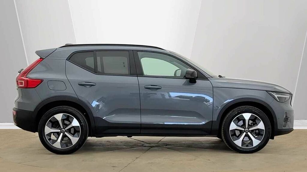 Volvo XC40 Ultimate, B4 Mild Hybrid, Dark CK23ETZ Grey #2