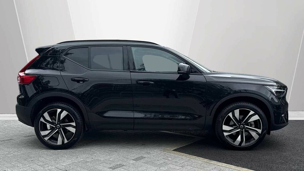 Volvo XC40 Ultra, B3 Mild Hybrid, Dark RV75TKN Black #3