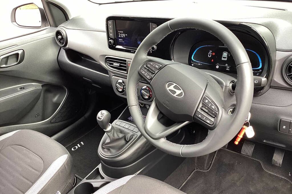 Hyundai I10 1.0 63 Advance Nav LM26XCU White #6