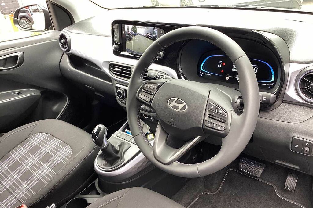 Hyundai I10 1.0 63 Premium Nav LM26XCX Black #6
