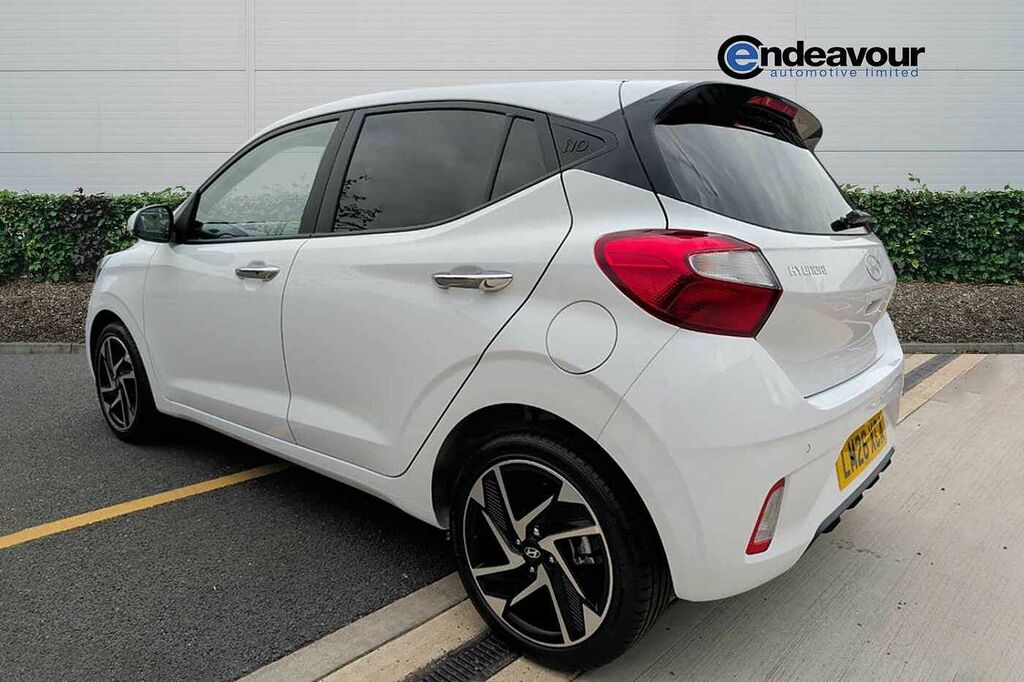 Hyundai I10 1.2 79 Premium Nav LM26XCA White #3