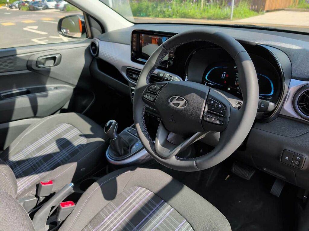 Hyundai I10 1.2 79 Premium Nav LM26XBV Black #6